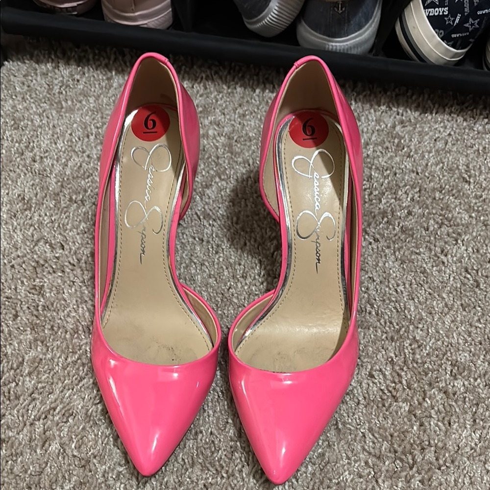 Jessica Simpson Pink Heels with Pointed Toe and Patent Leather